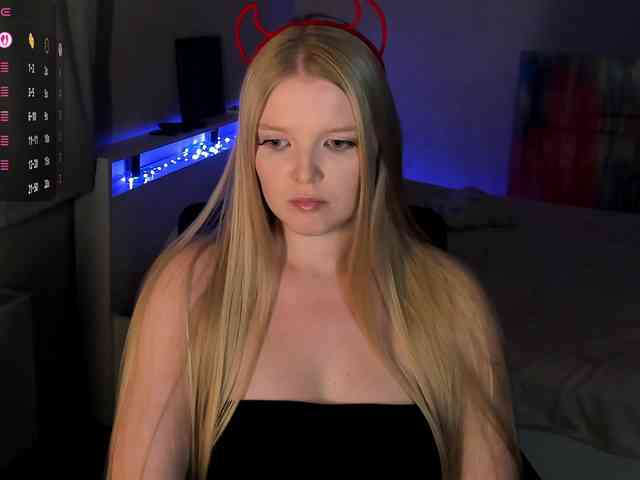 Annie333 webcam