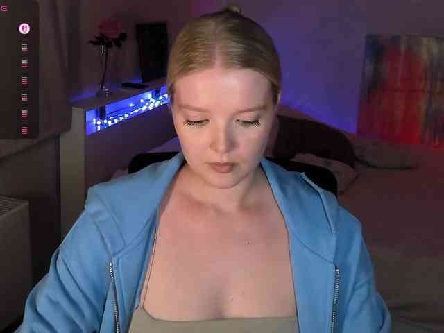 Annie333 webcam