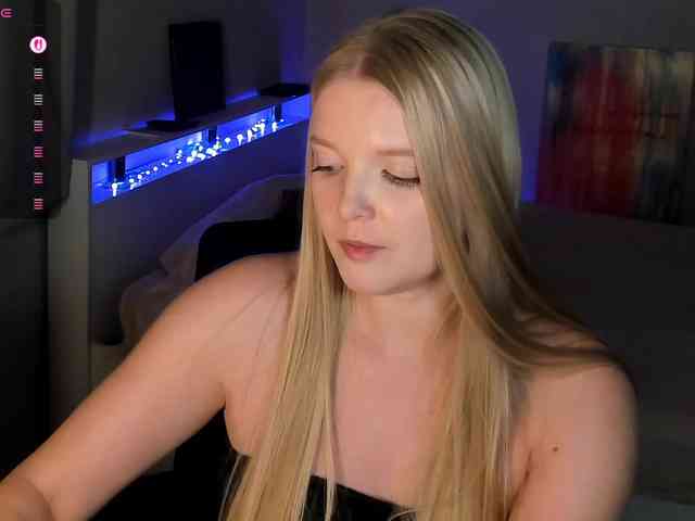 Annie333 webcam