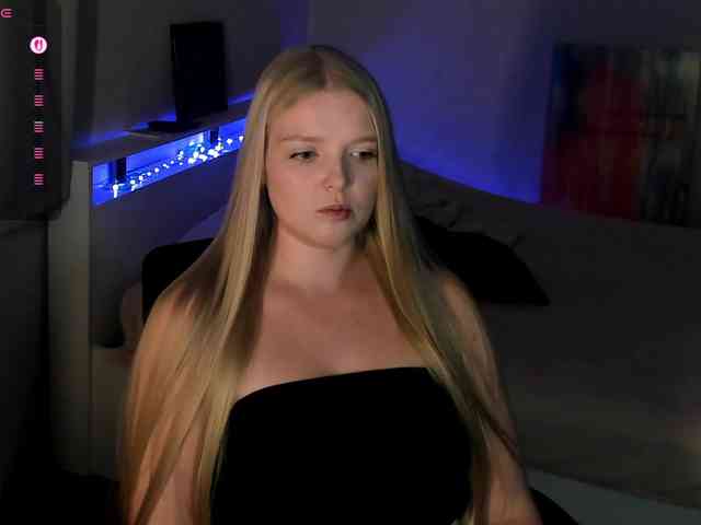 Annie333 webcam