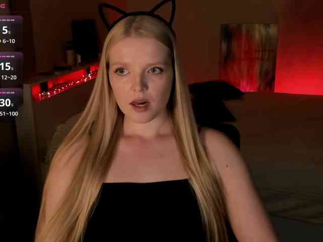 LadyLoveA webcam