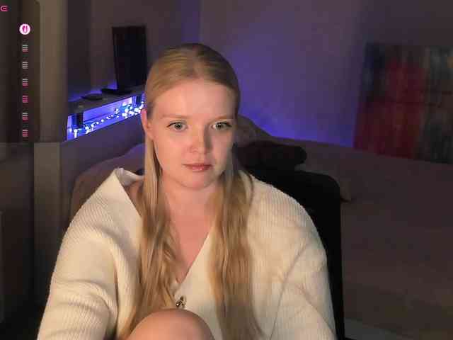 Annie333 webcam