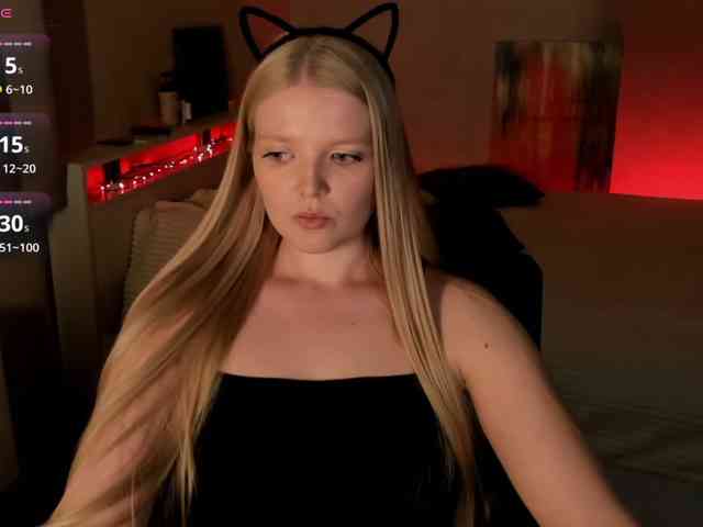 LadyLoveA webcam