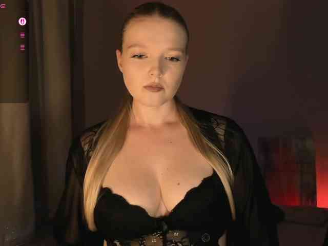 Annie333 webcam