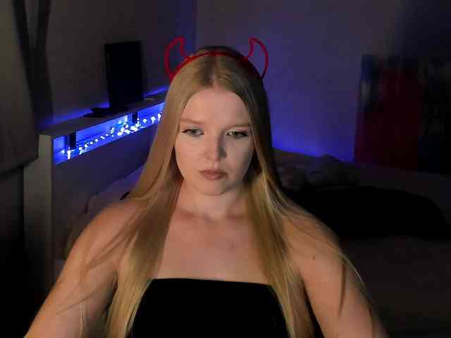 Annie333 webcam