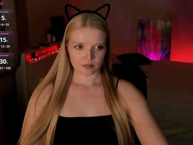 LadyLoveA webcam