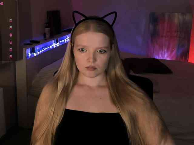 LadyLoveA webcam