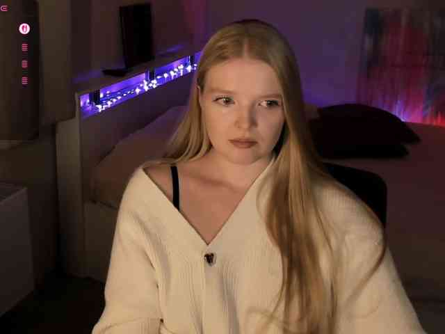 Annie333 webcam