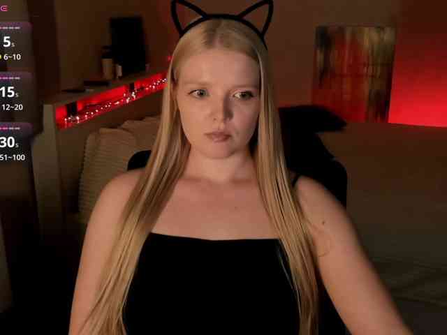 LadyLoveA webcam