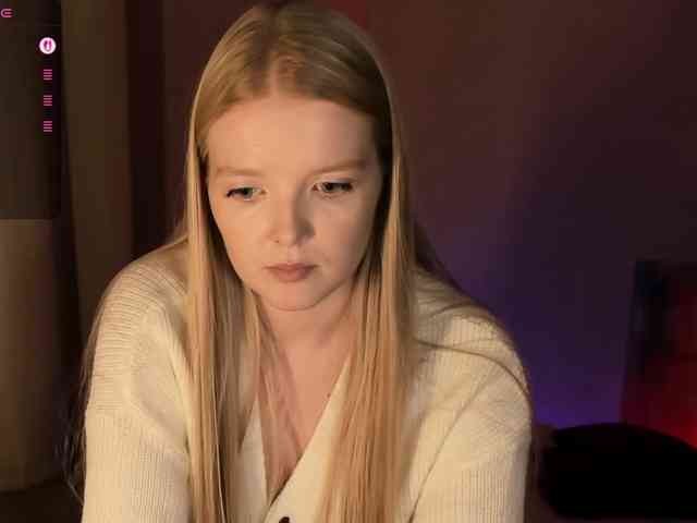 Annie333 webcam
