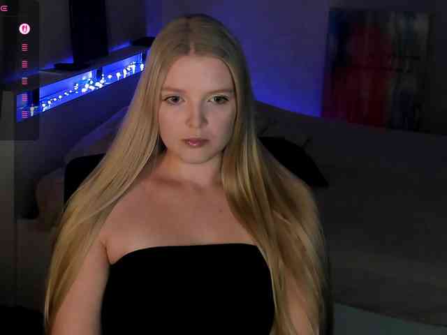 Annie333 webcam