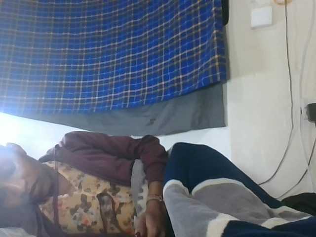 Vinsishly11 live cam preview