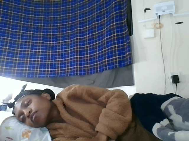 Vinsishly11 live cam on BongaCams