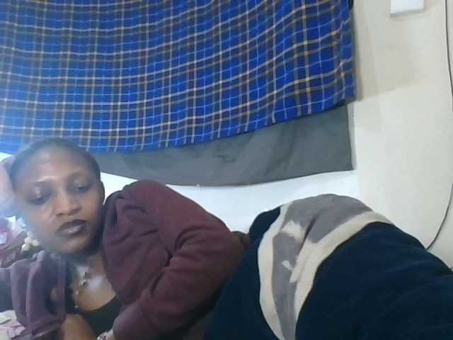 Vinsishly11 live cam on BongaCams