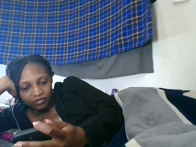 Vinsishly11 live cam preview