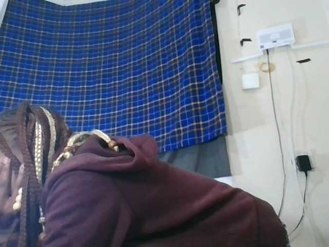 Vinsishly11 live cam on BongaCams