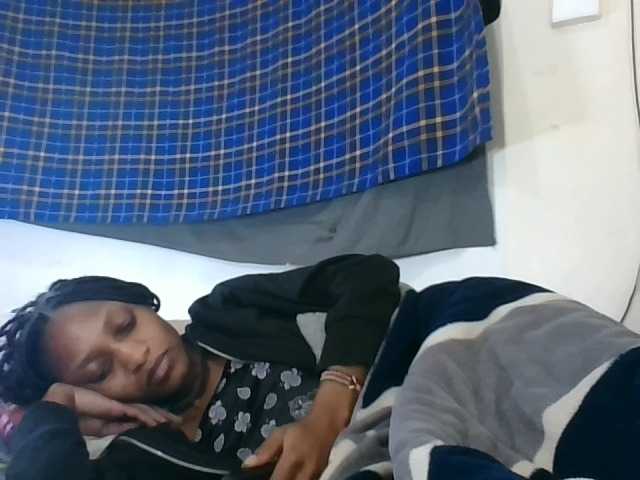 Vinsishly11 live cam preview