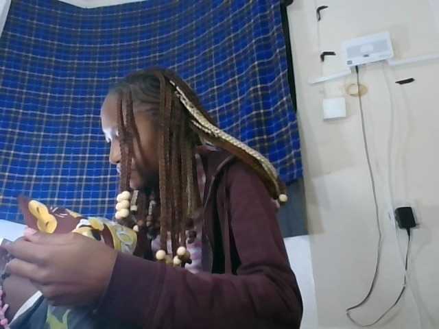 Vinsishly11 live cam on BongaCams