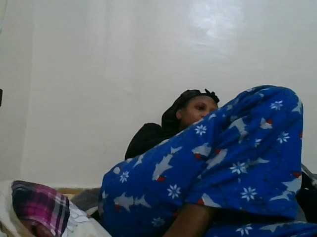 Vinsishly11 live cam on BongaCams