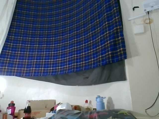 Vinsishly11 live cam on BongaCams