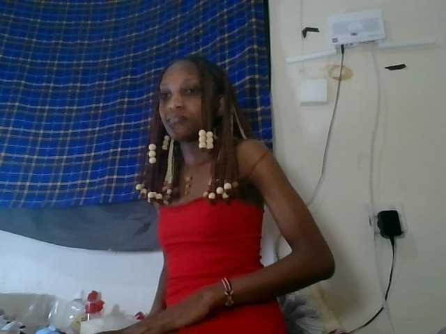 Vinsishly11 live cam on BongaCams
