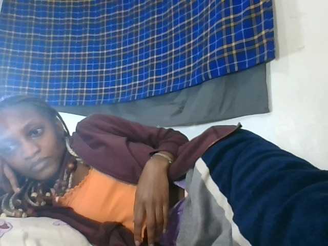 Vinsishly11 live cam on BongaCams