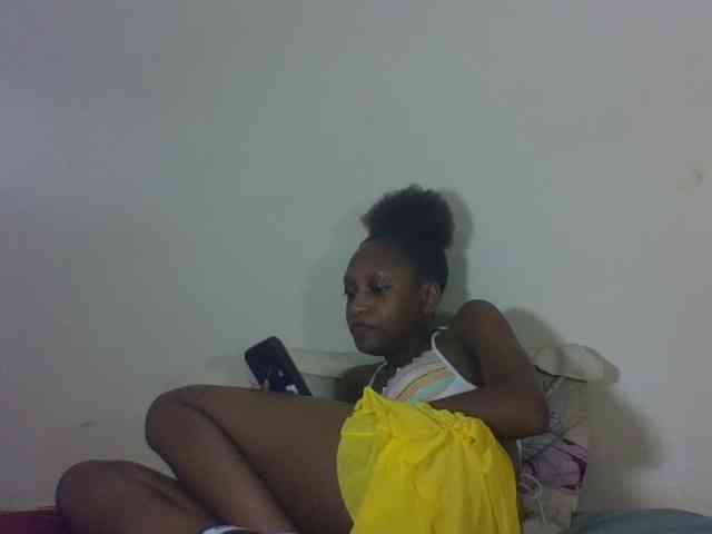 Vinsishly11 webcam