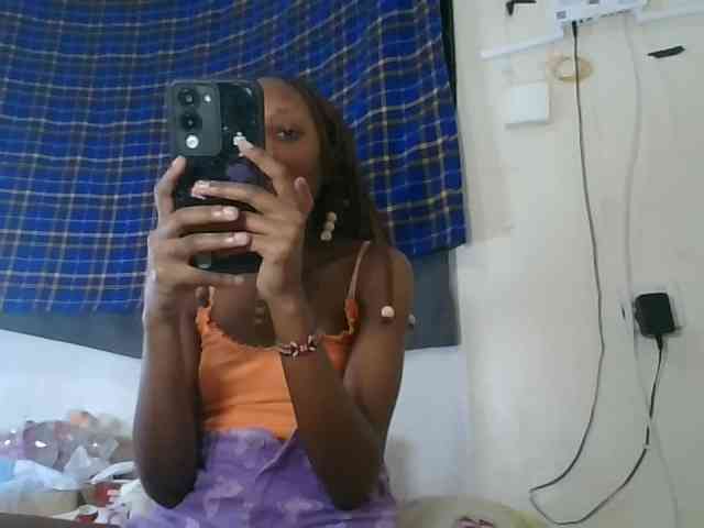 Vinsishly11 webcam
