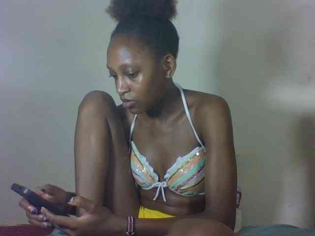 Vinsishly11 webcam