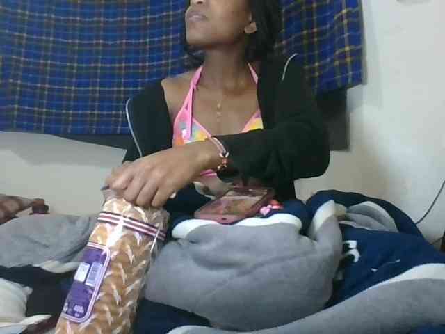 Vinsishly11 webcam
