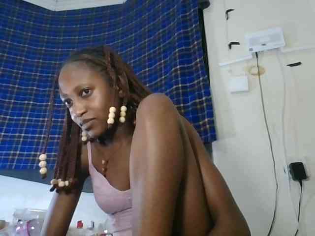 Vinsishly11 webcam