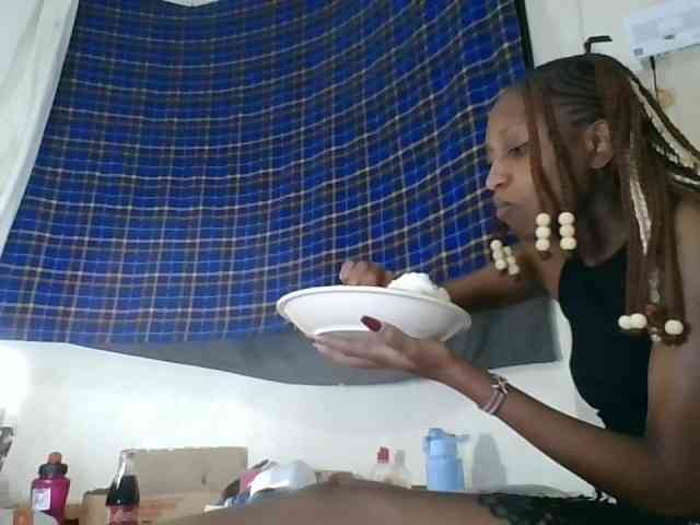 Vinsishly11 webcam