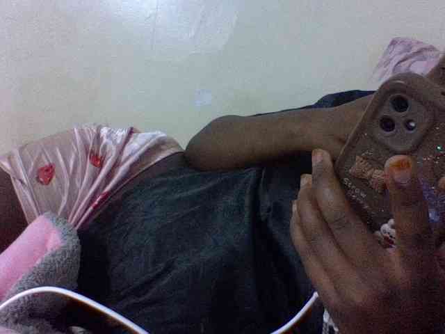 Vinsishly11 webcam