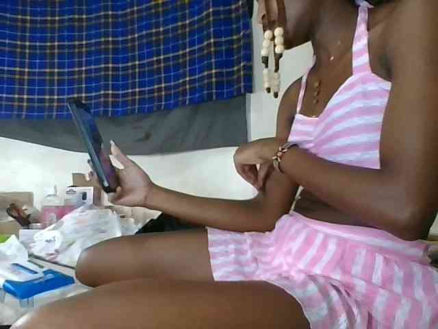 Vinsishly11 webcam