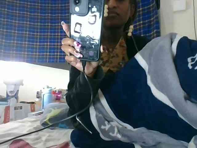 Vinsishly11 webcam