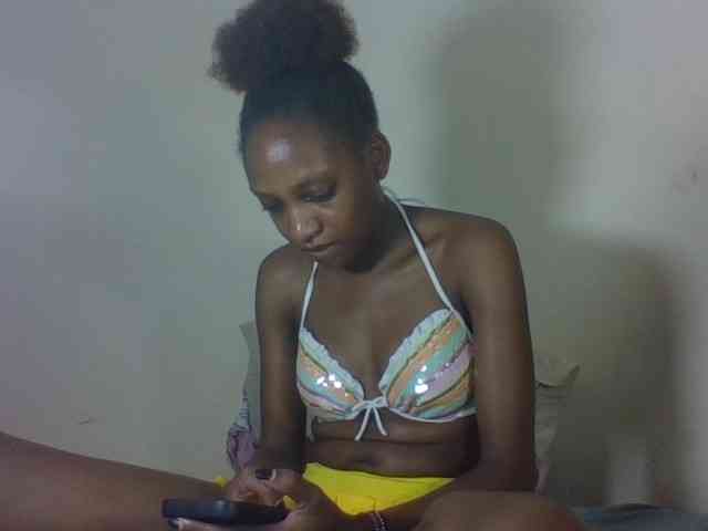 Vinsishly11 webcam