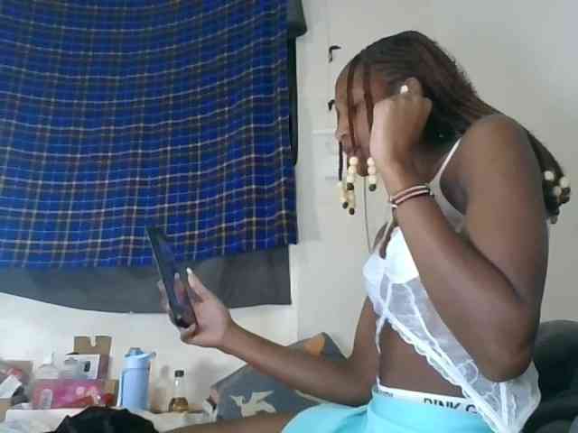 Vinsishly11 webcam