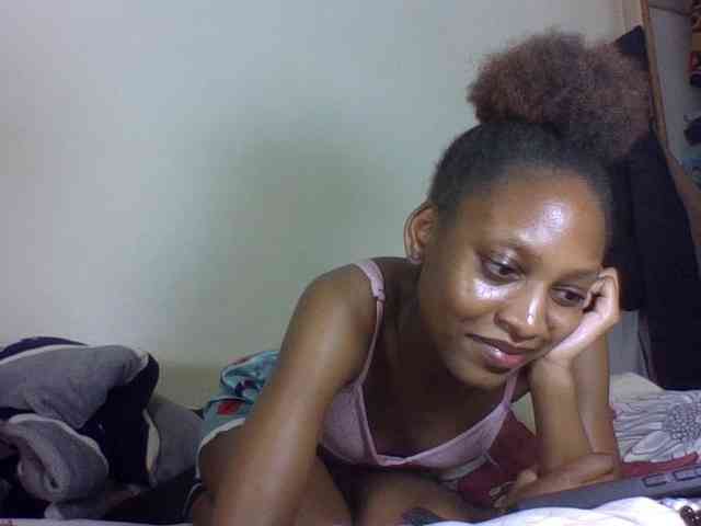 Vinsishly11 webcam