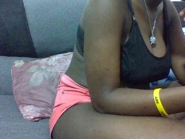 Vinsishly11 webcam