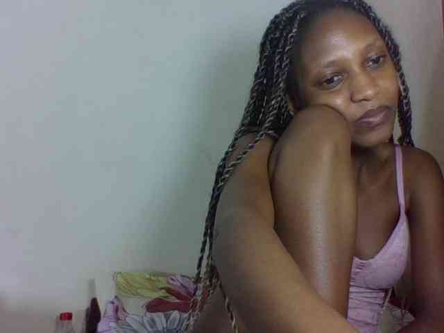 Vinsishly11 Live Webcam on BongaCams