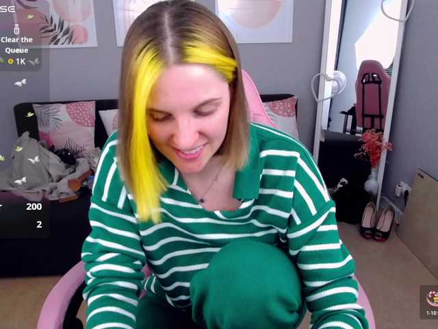 AdelRay's BongaCams show and profile