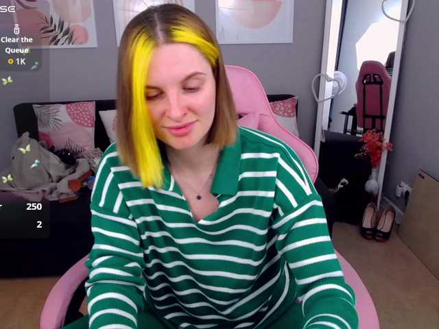 AdelRay's BongaCams show and profile