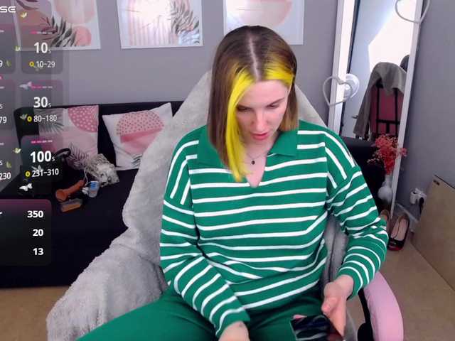 AdelRay's BongaCams show and profile