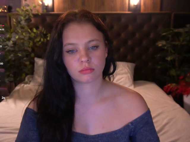 SnowWhiti live cam on BongaCams