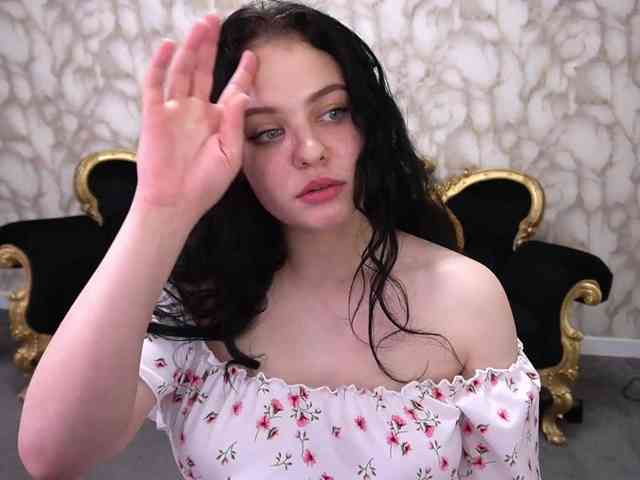SnowWhiti SnowWhiti
