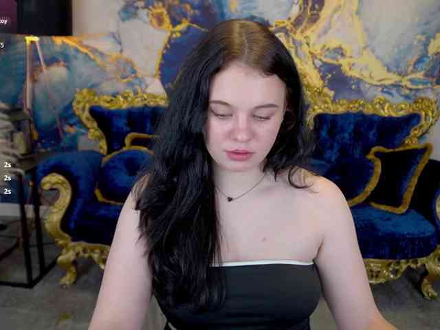 SnowWhiti SnowWhiti