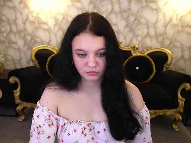 SnowWhiti SnowWhiti