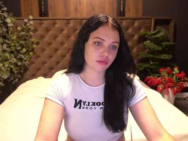 SnowWhiti