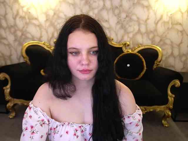 SnowWhiti SnowWhiti