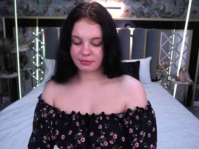 SnowWhiti SnowWhiti